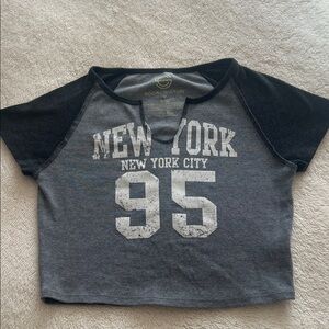New York Graphic Tee - Black and Gray